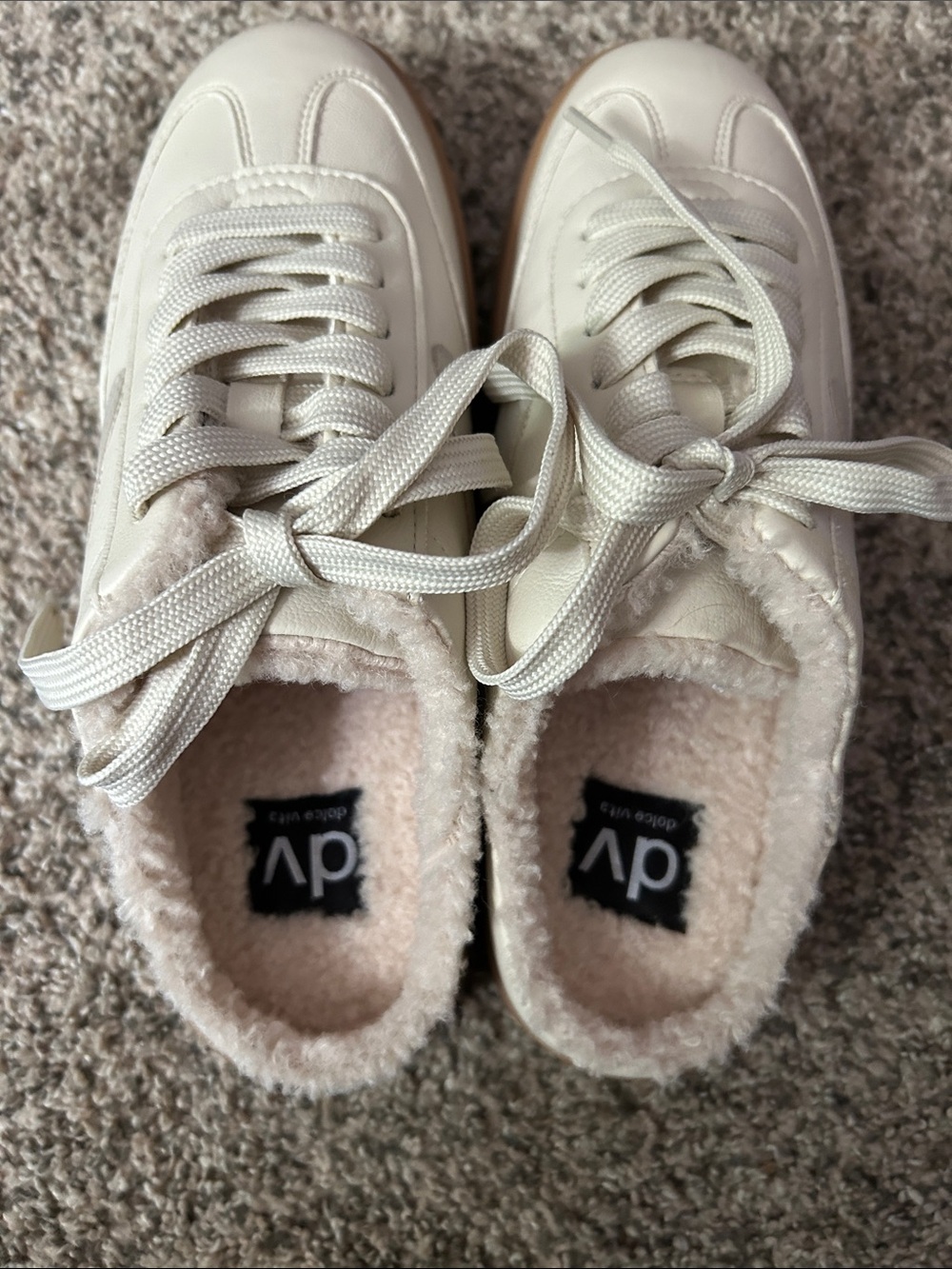 Dolce‎ Vita Cream Sherpa-Lined Lace Sneakers